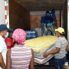 Gobierno lleva primera asistencia a familias en sector San Carlos